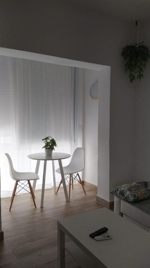 Casa Angeles Apartment กาดิซ ภายนอก รูปภาพ