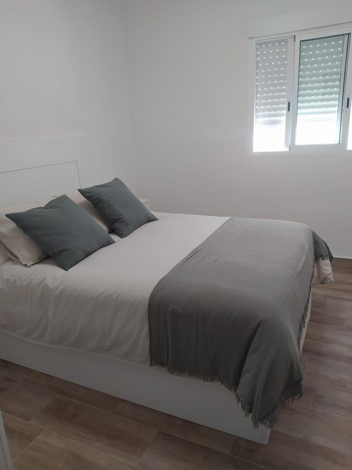 Casa Angeles Apartment กาดิซ ภายนอก รูปภาพ